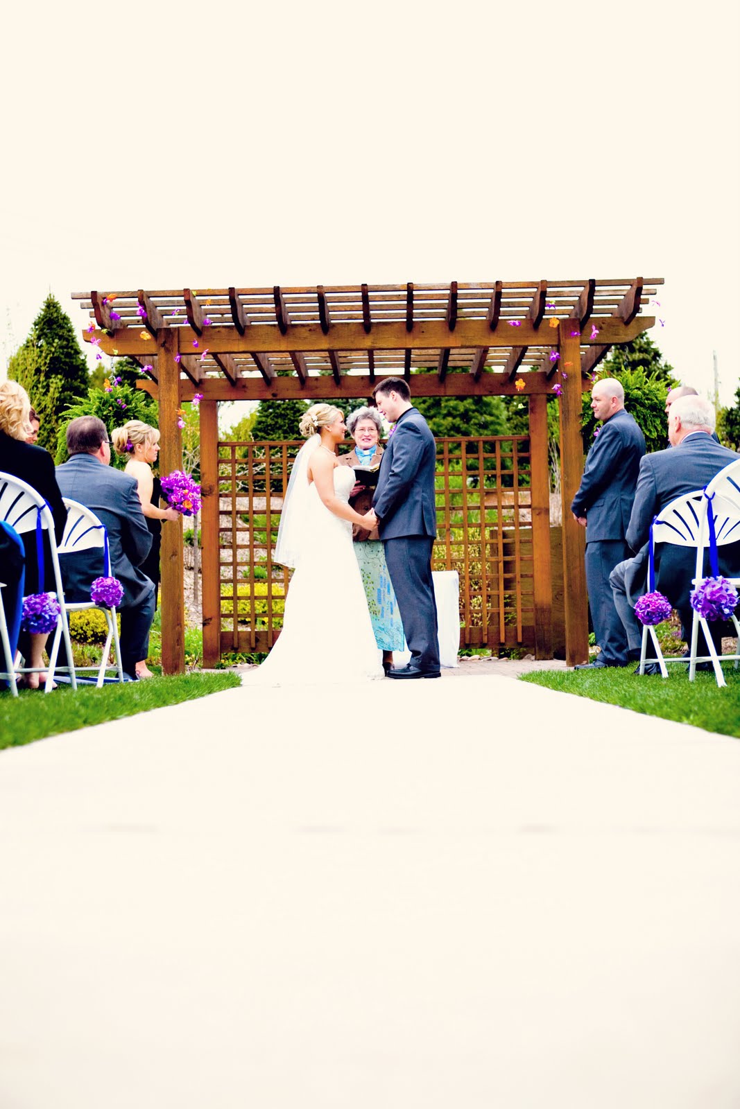 Elizabeth Anne Weddings Real wedding Eau Claire, WIAmy & Scott