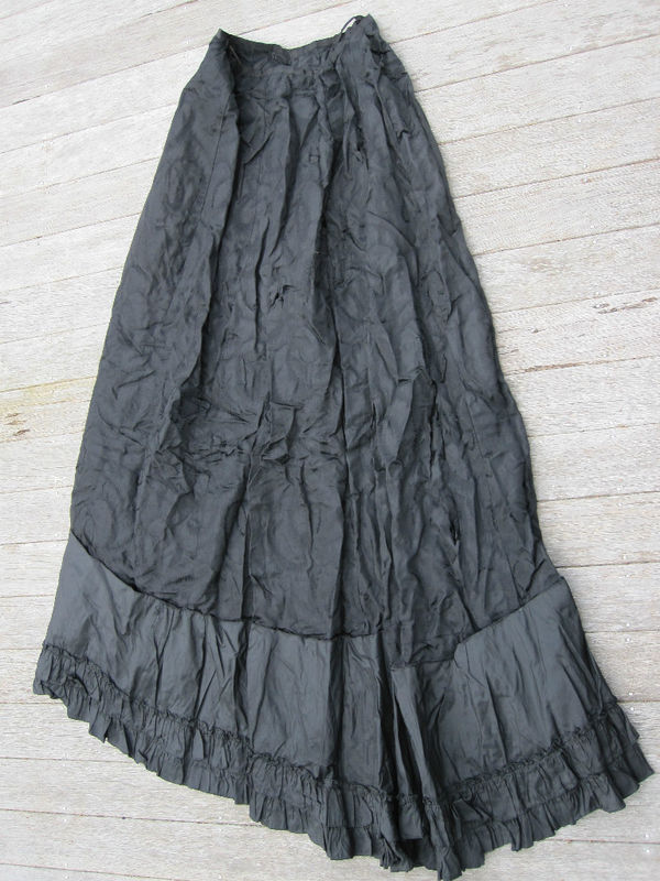 All The Pretty Dresses: Edwardian Black Dress