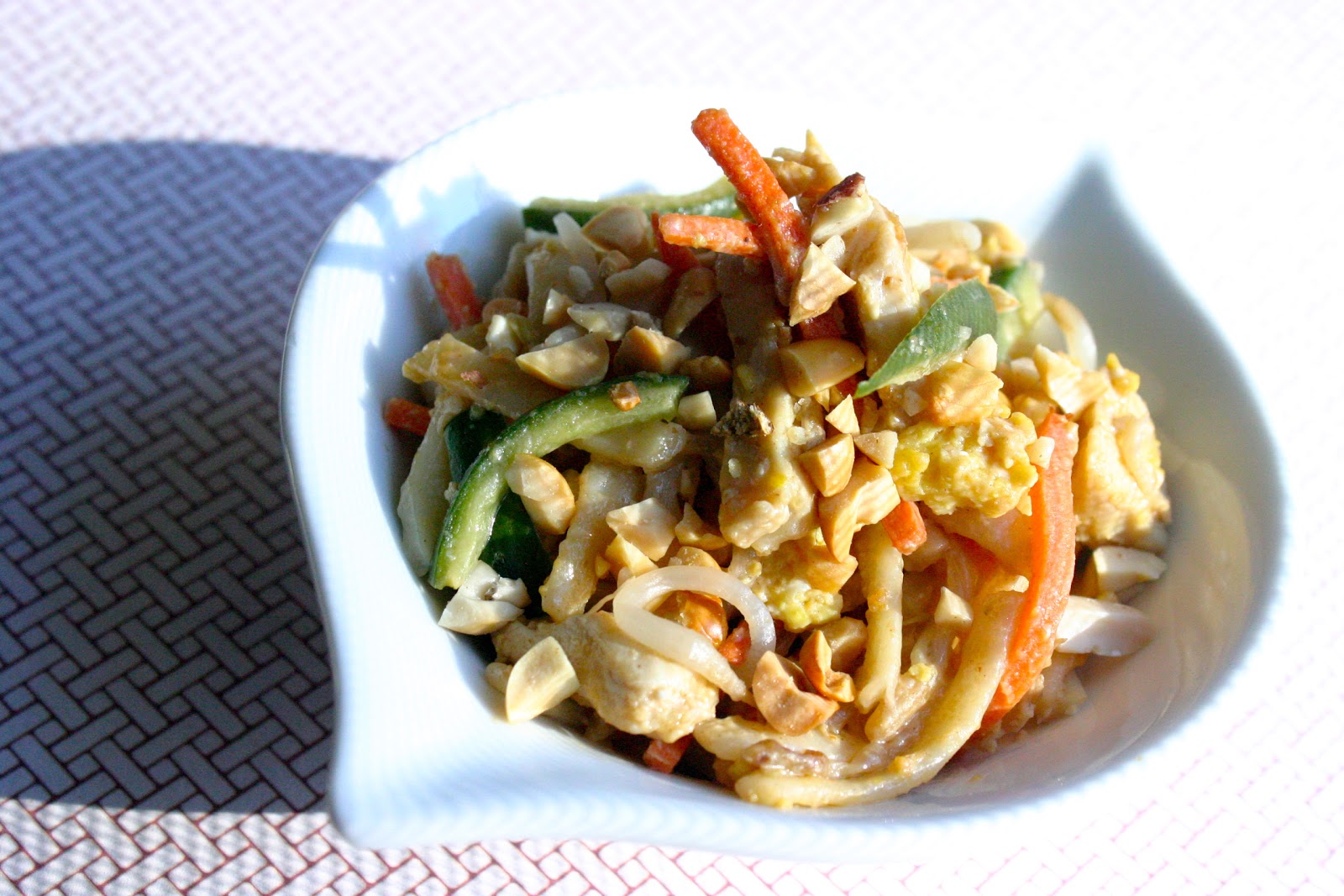 My Retro Kitchen Hot Udon Peanut Noodles