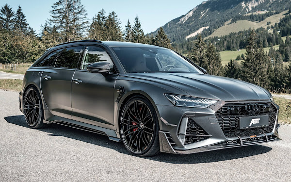 Audi RS6 Avant com rodas de 22 polegadas