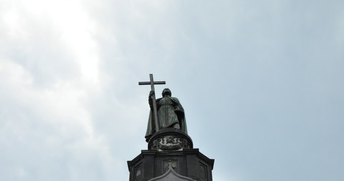 Памятник владимиру мономаху в москве