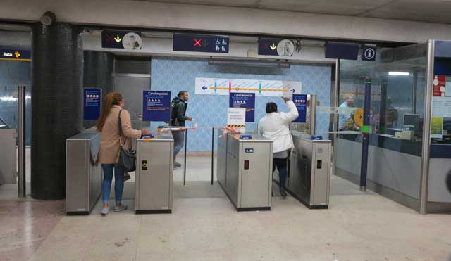 Ticket gates at the station