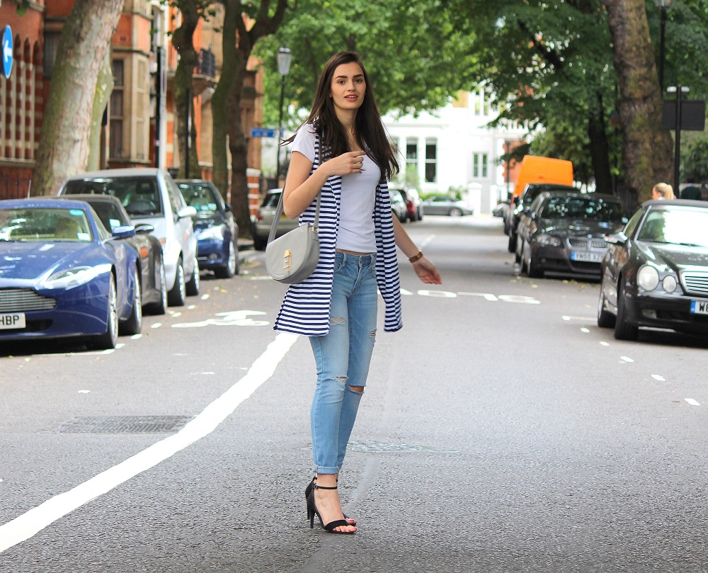 Jeans and Tshirt — Peexo - Style, Beauty and Life in London Blog