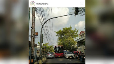 Viral dan dikomentari Gibran, inilah nasib sang supir bus solo Trans Ugal-Ugalan 1 Foto Bus Batik Solo Trans Ugalan yang Viral 169 dan Dikomentari Gibran, Begini Nasib Sopir Bus Solo Trans Ugal-Ugalan