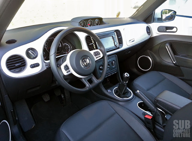 2013 Volkswagen Beetle Convertible interior