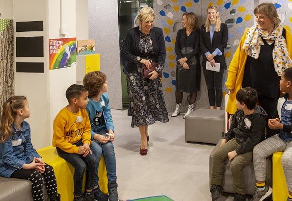 Princess Laurentien attended the opening of the 17th edition of the National Reading Breakfast Days at the Zoetermeer Forum. Missoni