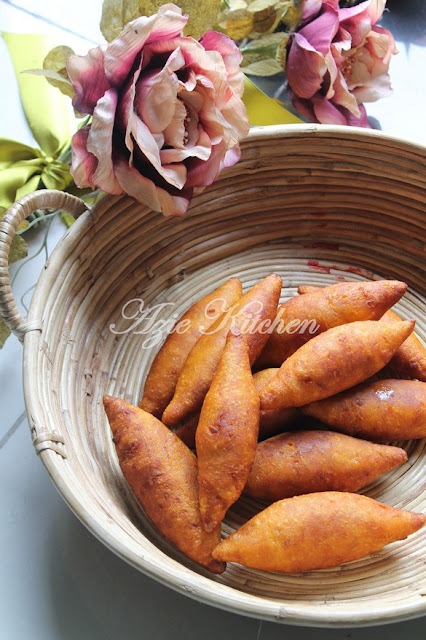 Kuih Chek Mek Molek