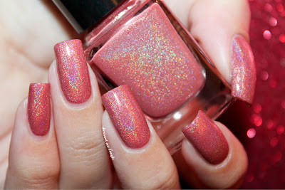 Swatch of the nail polish "Luminous Owl" from Cirque Colors