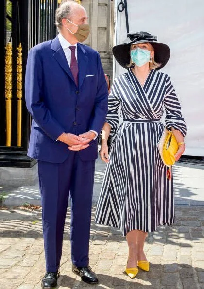 Queen Mathilde wore a new fuchsia dress by Dries Van Noten. Princess Elisabeth, Prince Gabriel, Princess Eleonore, and Princess Astrid