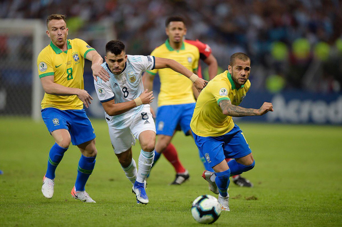 Показать футбол видео. Футбол. Аргентина футбол. Бразилия Аргентина 2019. Бразилия футбол.
