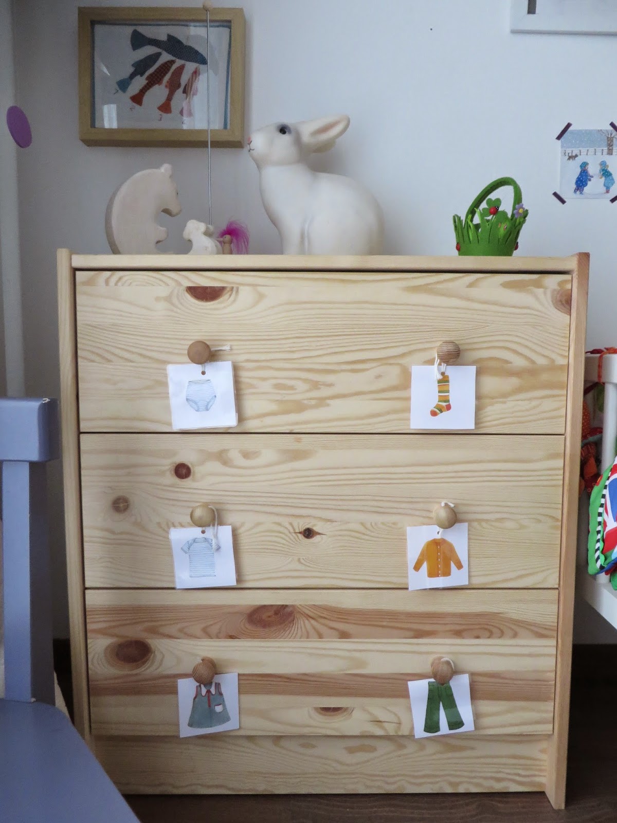 APO LEO Inspiration Montessori ranger les vêtements des filles