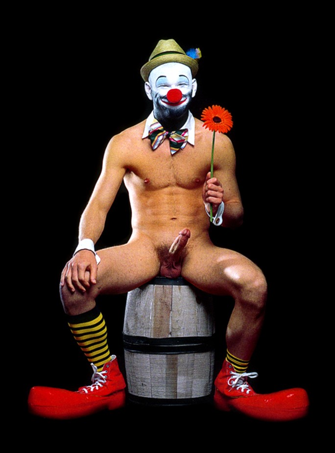 British circus offers therapy for adults afraid of clowns.