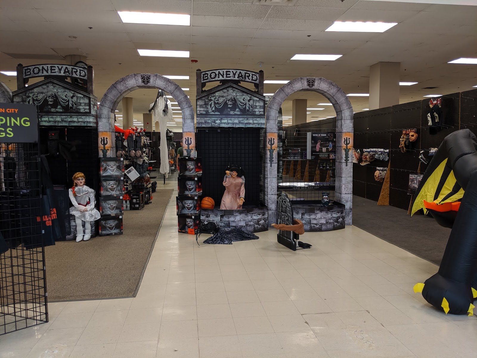 Robert Dyer Bethesda Row Halloween City opens at Montgomery Mall