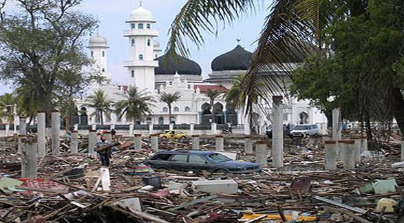 Kisah Pria Tionghoa Jadi Mualaf Usai Lihat Malaikat Saat Tsunami Aceh