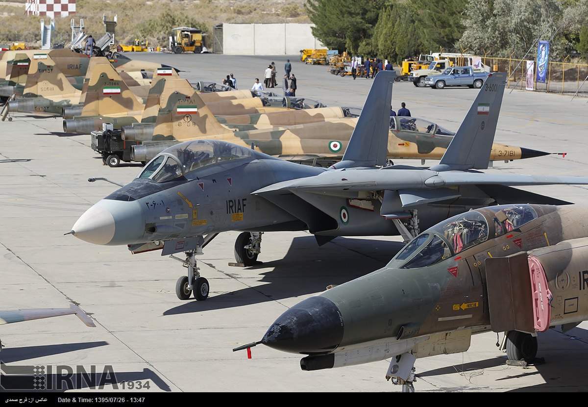 Historia y tecnología militar: Maniobras de la Fuerza Aérea de Irán