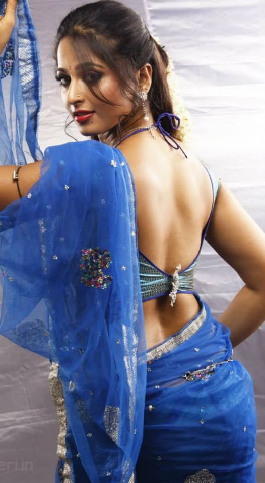 Blue saree Anushka Shetty