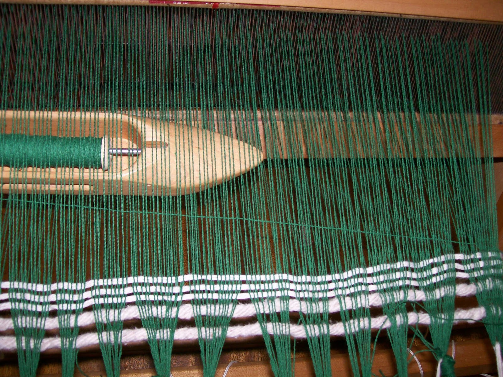 Weaving Basics, Step 3 Weaving Beth's Bobbins