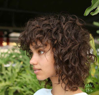 Corte de cabelo assimétrico: Aprenda como usá-lo