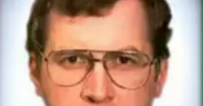 сергей мавроди в 90-е. мавроди новый год 1994. сергей мавроди 1995. мавроди в 90е в костюме. сергей мавроди 1990.