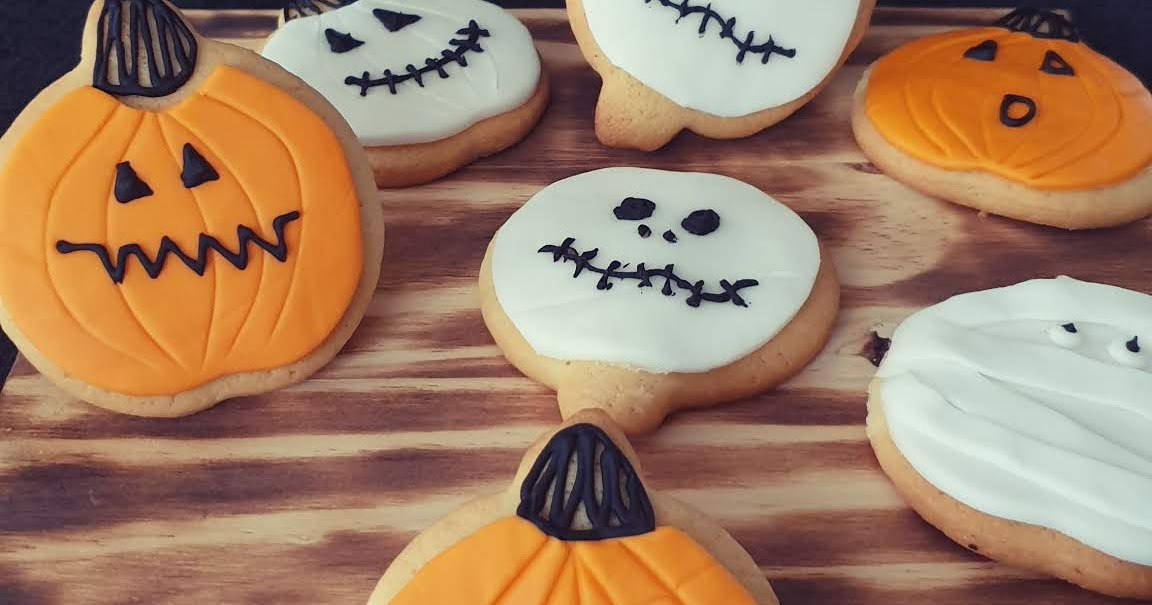 GALLETAS DE MANTEQUILLA PARA HALLOWEEN GALLETAS DE MANTEQUILLA PARA HALLOWEEN
