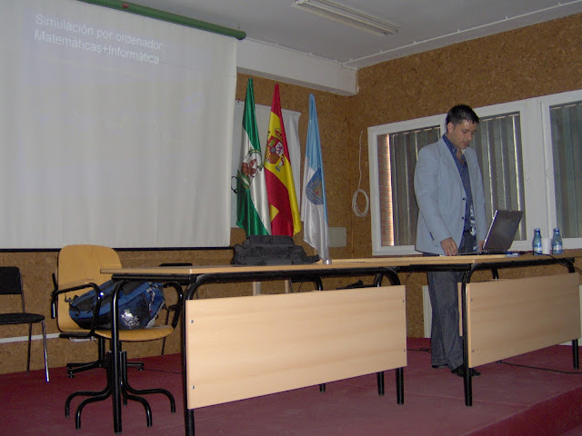 El Dr. Fernández Nieto en el IES Bajo Guadalquivir de Lebrija