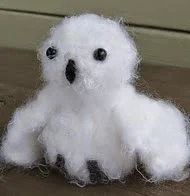 http://www.ravelry.com/patterns/library/snowy-white-owl