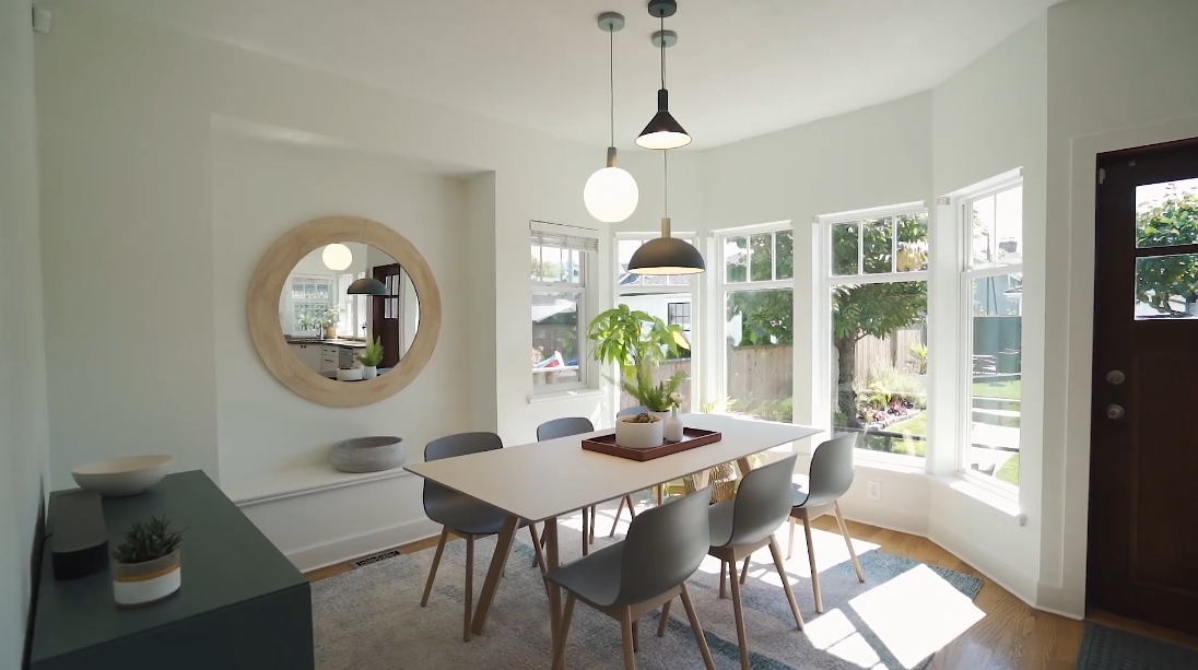 25 Photos vs. North Vancouver Luxury Home Interior Design Tour