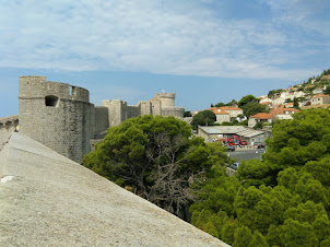 A 2 Kms walk along "Fortified Walls " of Dubrovnik Old town.