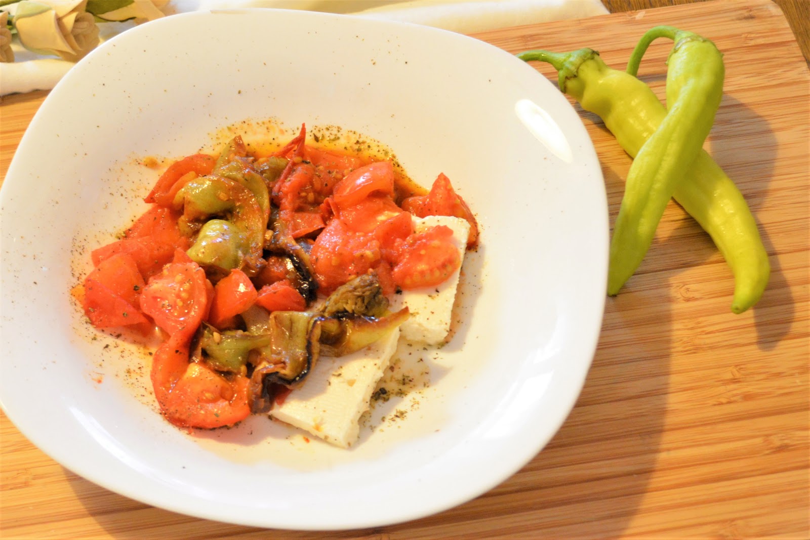 Moms Food Fried peppers with tomato and feta cheese
