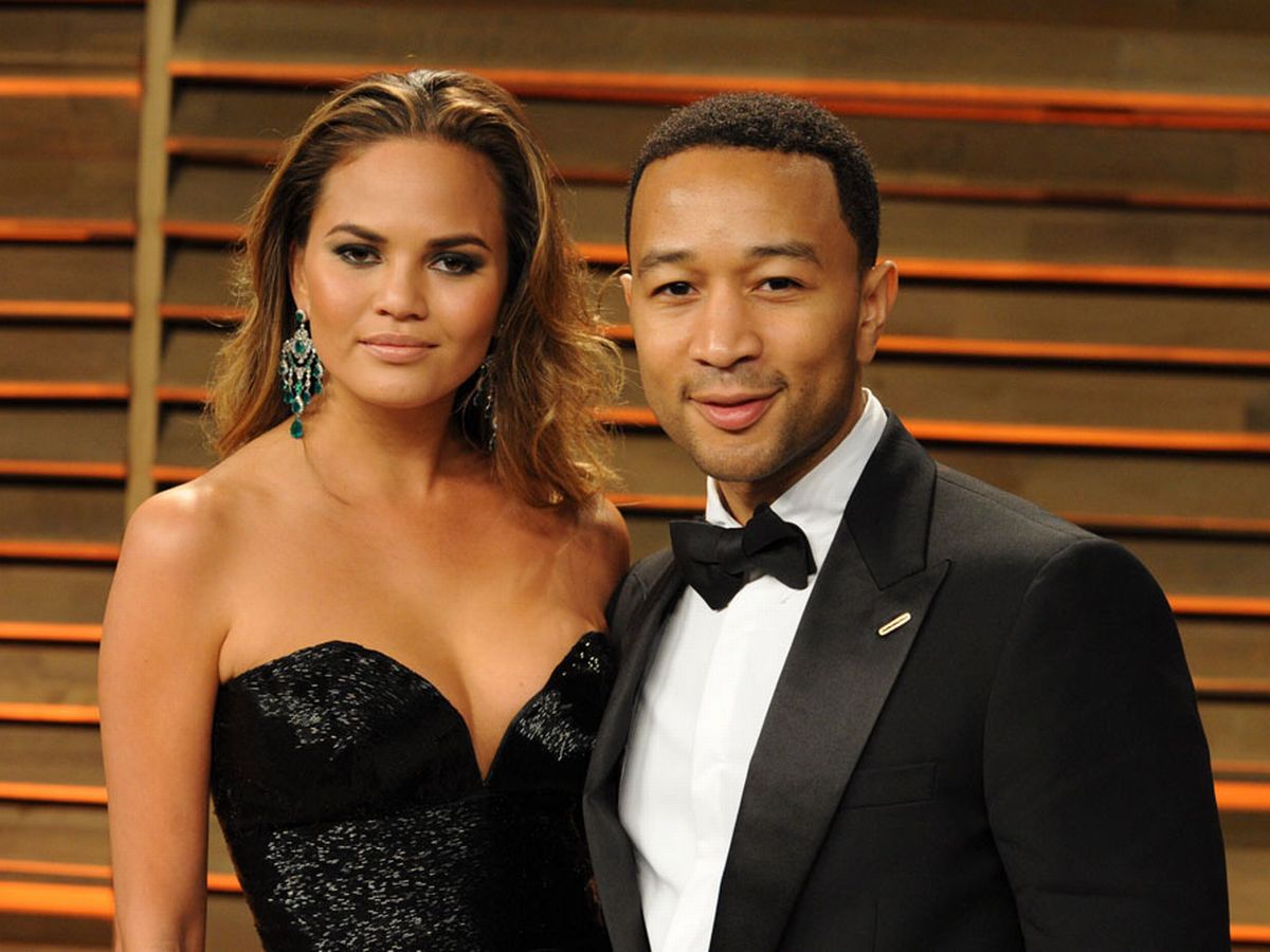 US singer, John Legend’s wife, Chrissy Teigen hospitalized over