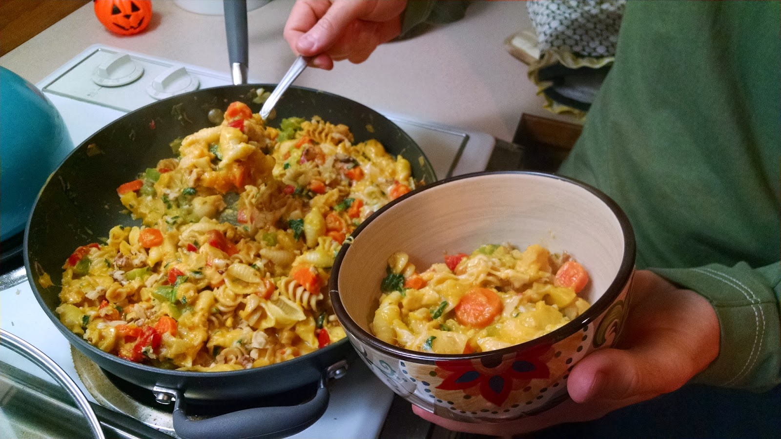 BAKE and BE FIT: CREAMY BUTTERNUT SQUASH PASTA