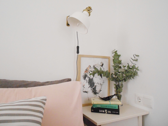 Decorar piso de alquiler: mi habitación en blanco, rosa y gris