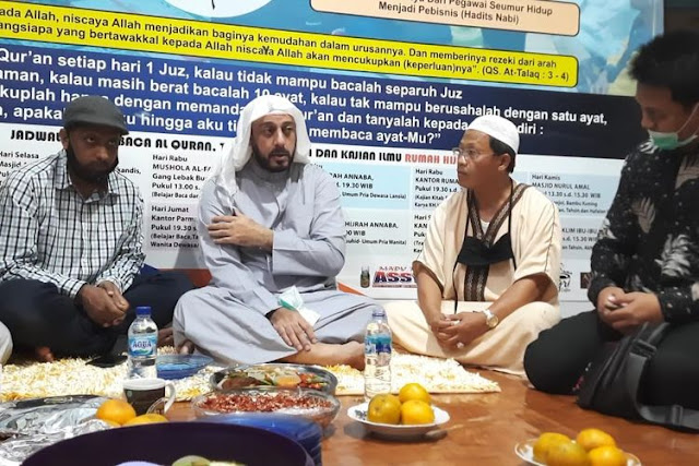 Syekh Ali Jaber Temukan Sejumlah Kejanggalan dari Penusukan yang Dialami