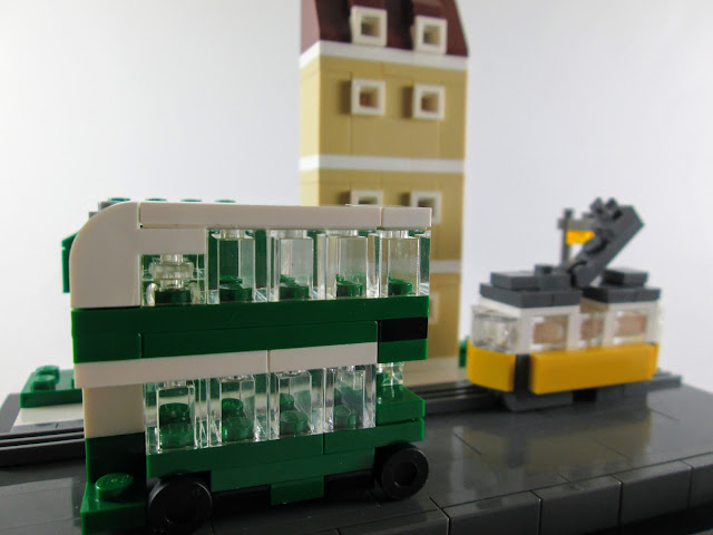 MOC LEGO Rua de Lisboa em micro escala