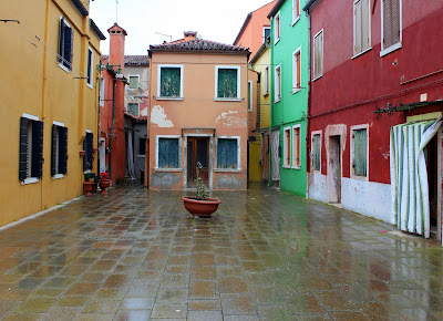 Qué ver en Burano, Casas de colores en Burano. Canales de Burano