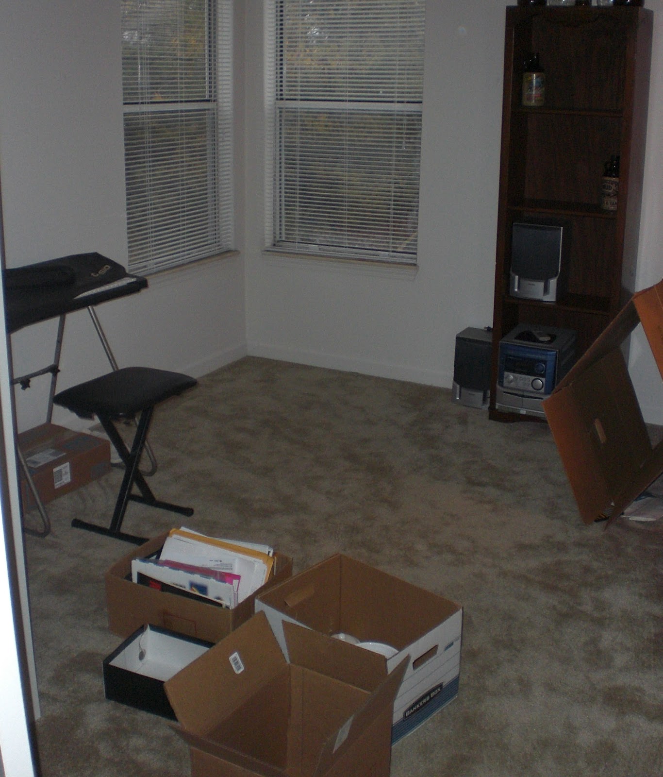 Corner of Joy What to do with this empty room?