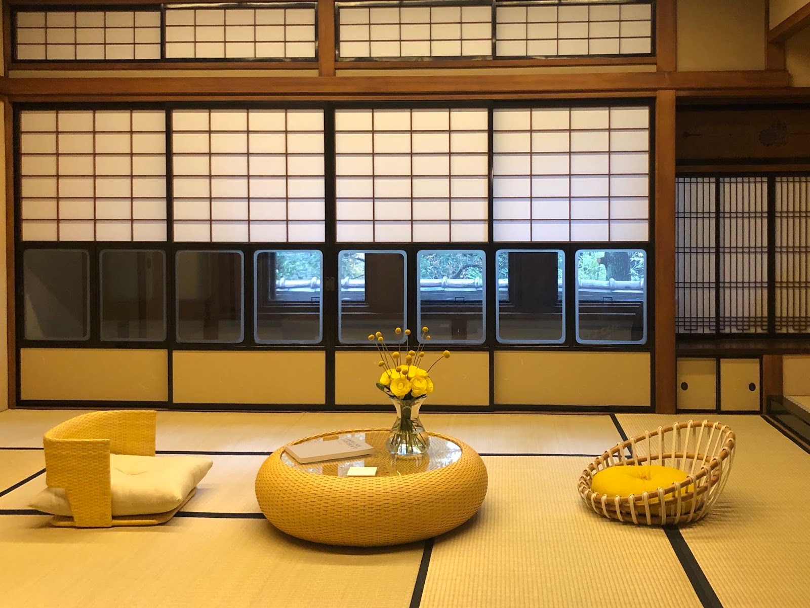 エジプトのピラミッドは奴隷 (または宇宙人!) によって建てられたわけではありません。