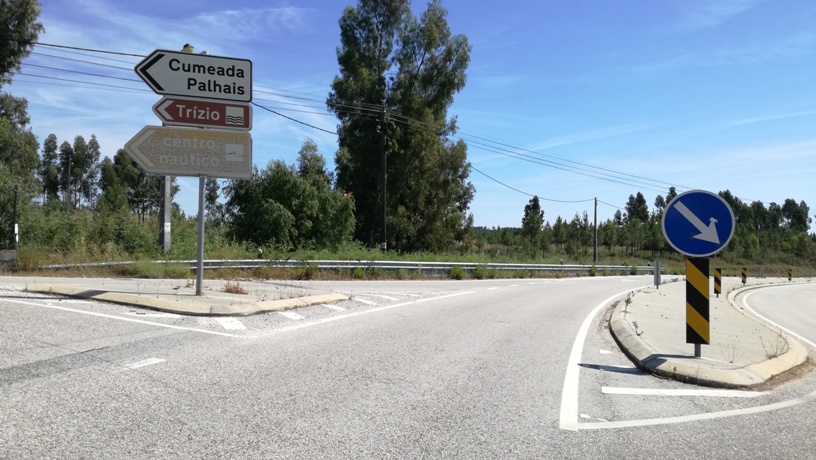 Placa indicativa barragem do Trizio Placa indicativa barragem do Trizio
