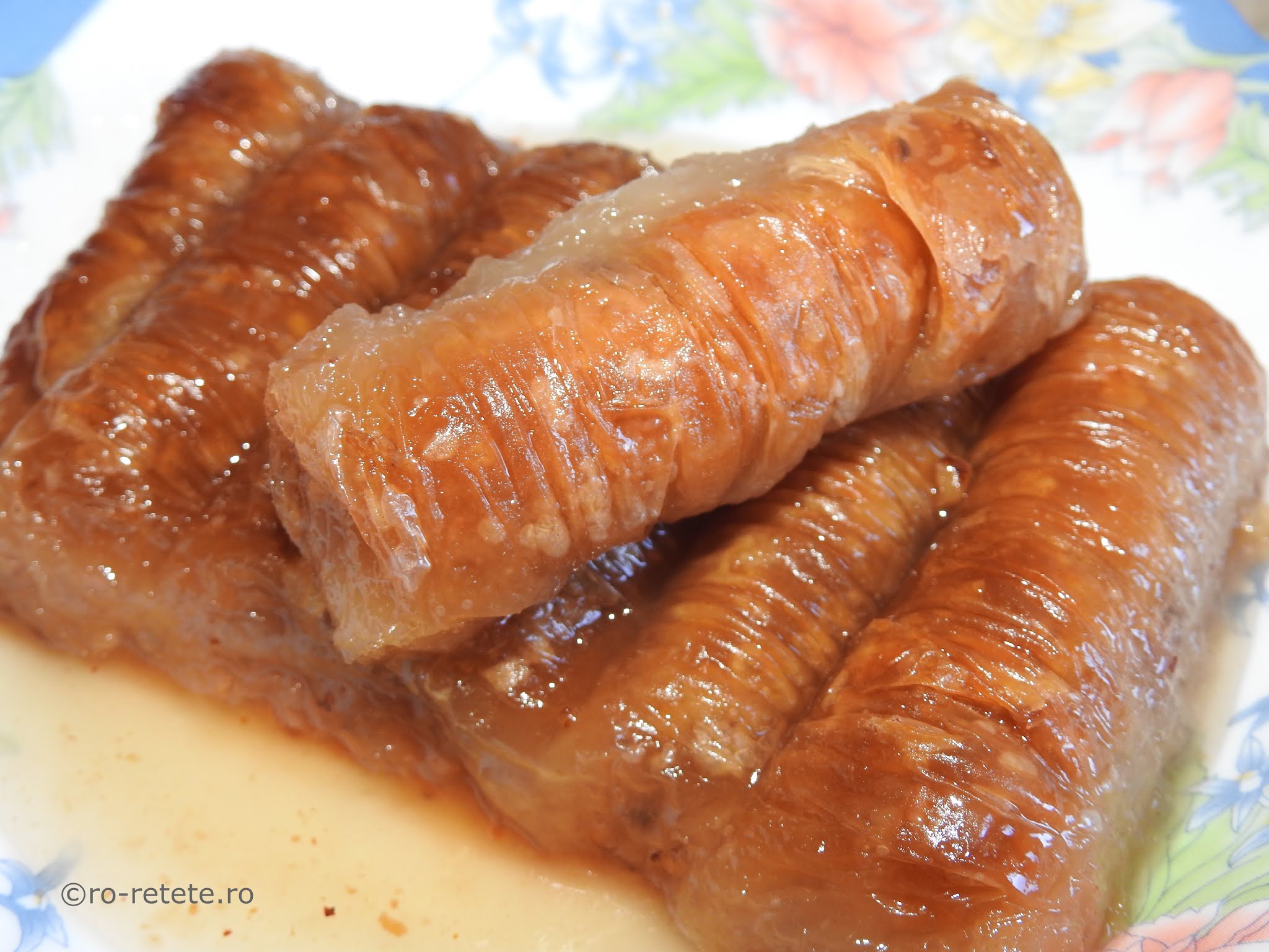 Baclava si sarailie reteta | Retetetraditionaleromanesti.ro