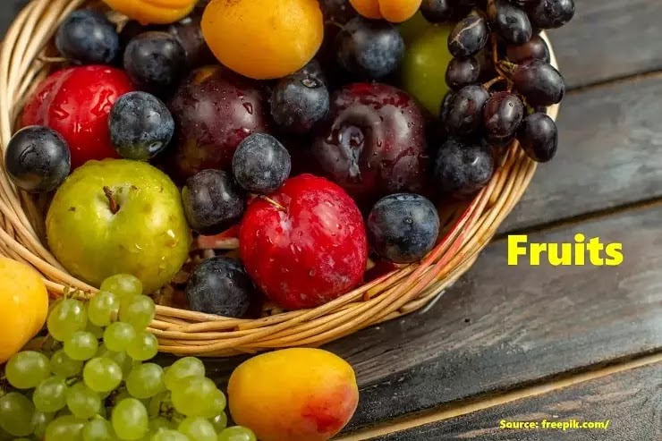 Fruits during pregnancy in Hindi