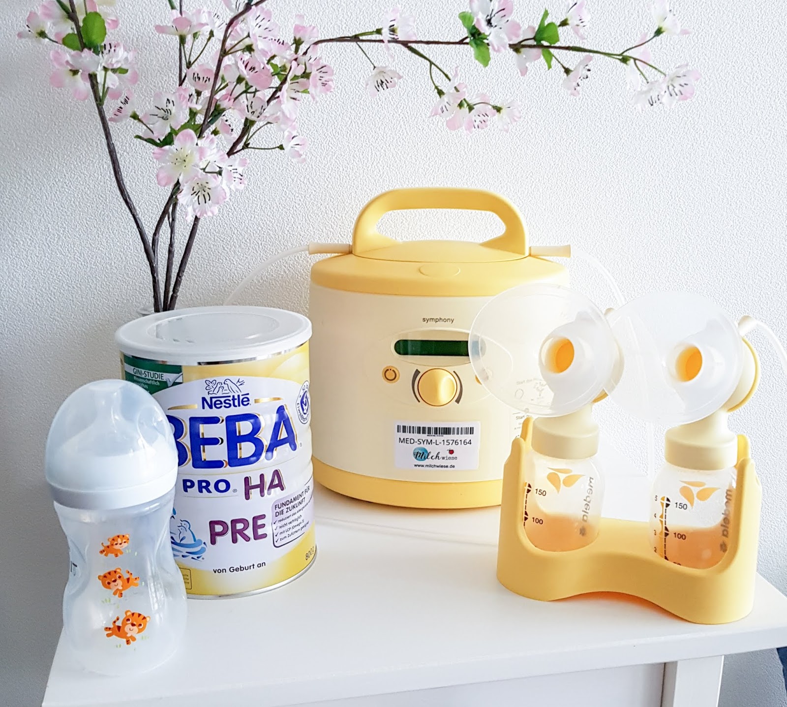 Lady and Mum Stillen ist Liebe Flasche geben auch*