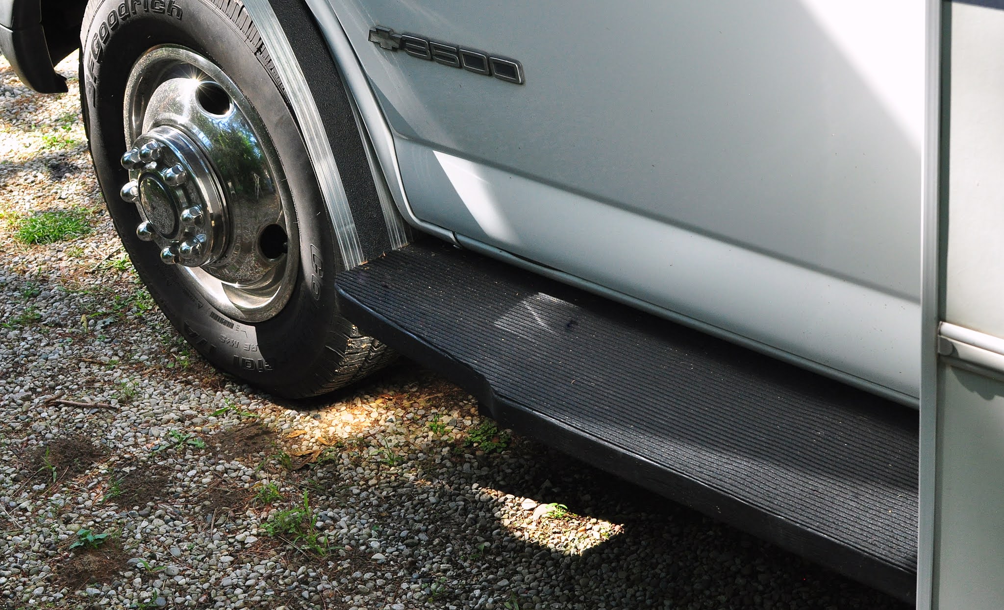 TRAVEL WITH THE BAYFIELD BUNCH)) REALLY HAPPY ABOUT OUR NEW CUSTOM