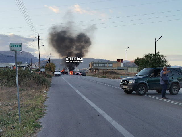 Αργολίδα: Ρομά απέκλεισαν δρόμο και άναψαν φωτιές για τον θάνατο του 18χρονου στη Μεσσήνη