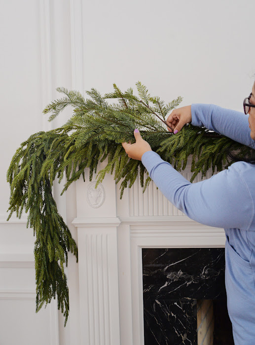 how to hang garland on mantle, how to hang garland on mantel, hang christmas garland, garland on fireplace mantel