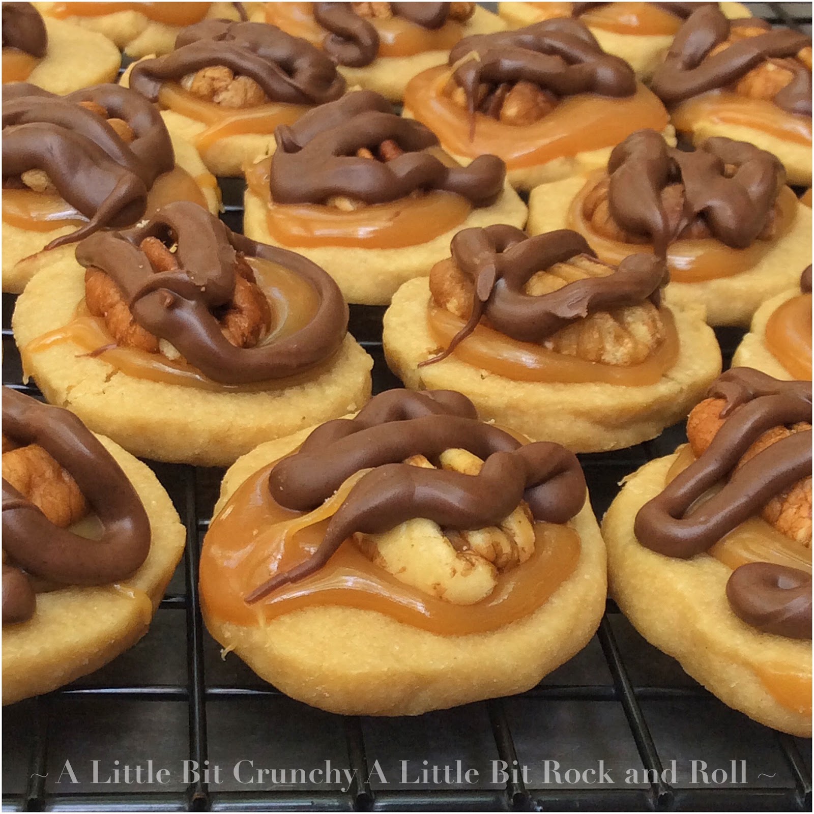 A Little Bit Crunchy A Little Bit Rock and Roll: Turtle Shortbread Rounds