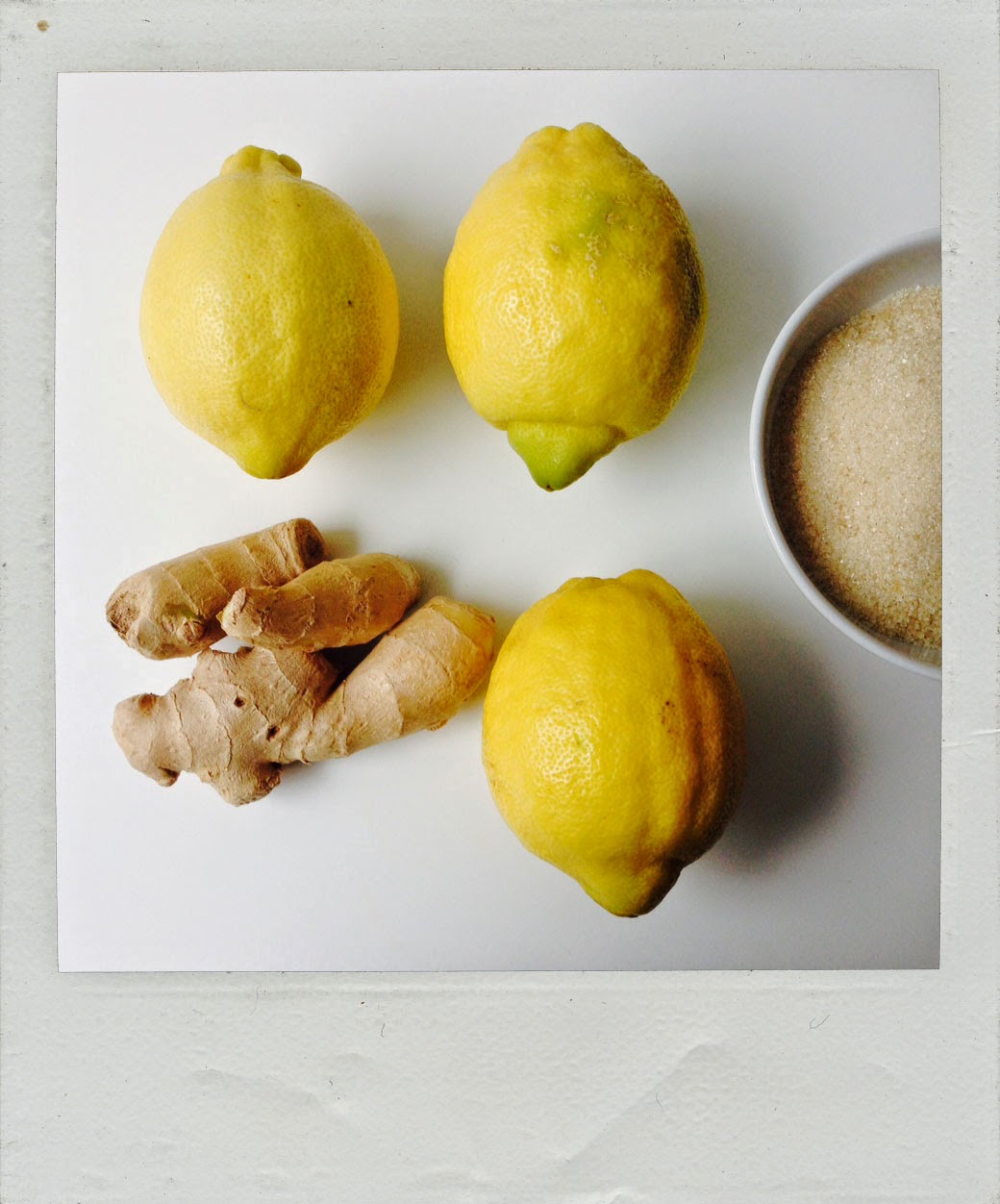 Making ginger lemonade by Villa Appelzee www.appelzee.com