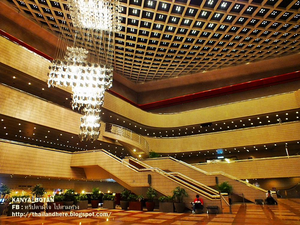 Thailand here ทริปตามใจ ไปตามทาง ฮ่องกง ศูนย์วัฒนธรรม Hong Kong Cultural Centre.