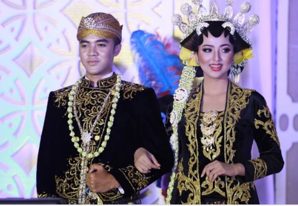 Pidato Sambutan Bahasa Jawa Acara Pernikahan Disertai Teks Mcnya Yosefpedia Com