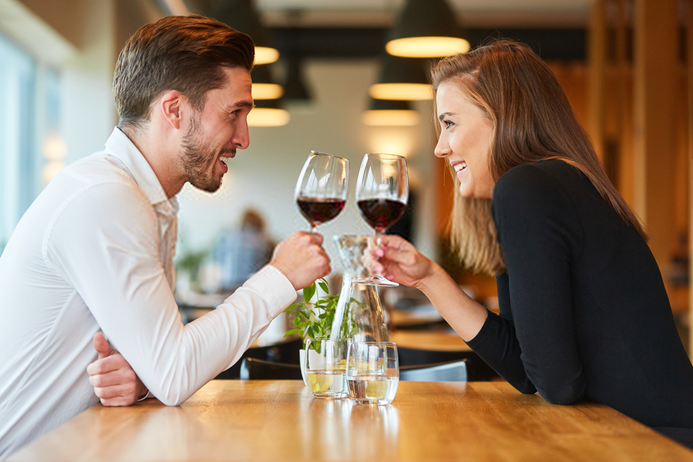 site de rencontre au restaurant