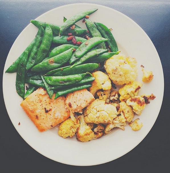 THE EAT YOUR HEART OUT DIET : Whole30 Recipe // Salmon with Cauliflower ...